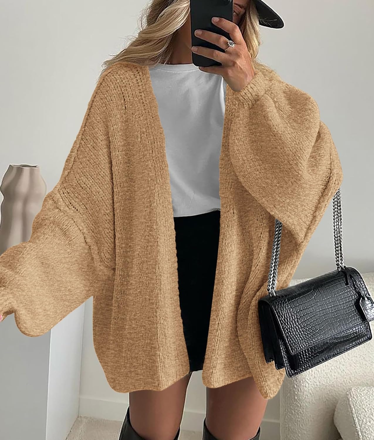 Lekki Dzianinowy Kardigan Damski